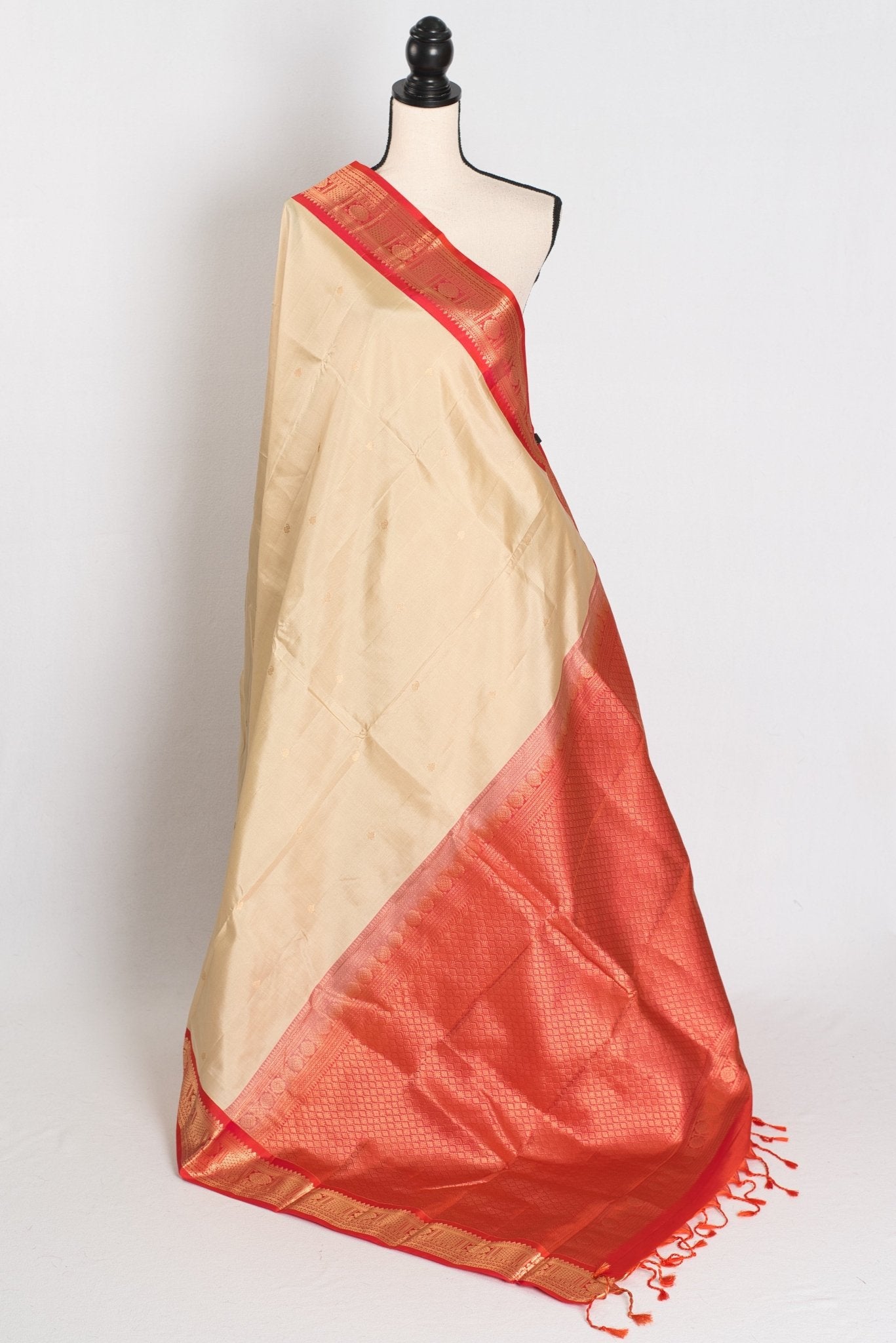 Mohini: Clay White & Coral Pink Kanjivaram Silk Saree | Silk Mark Certified