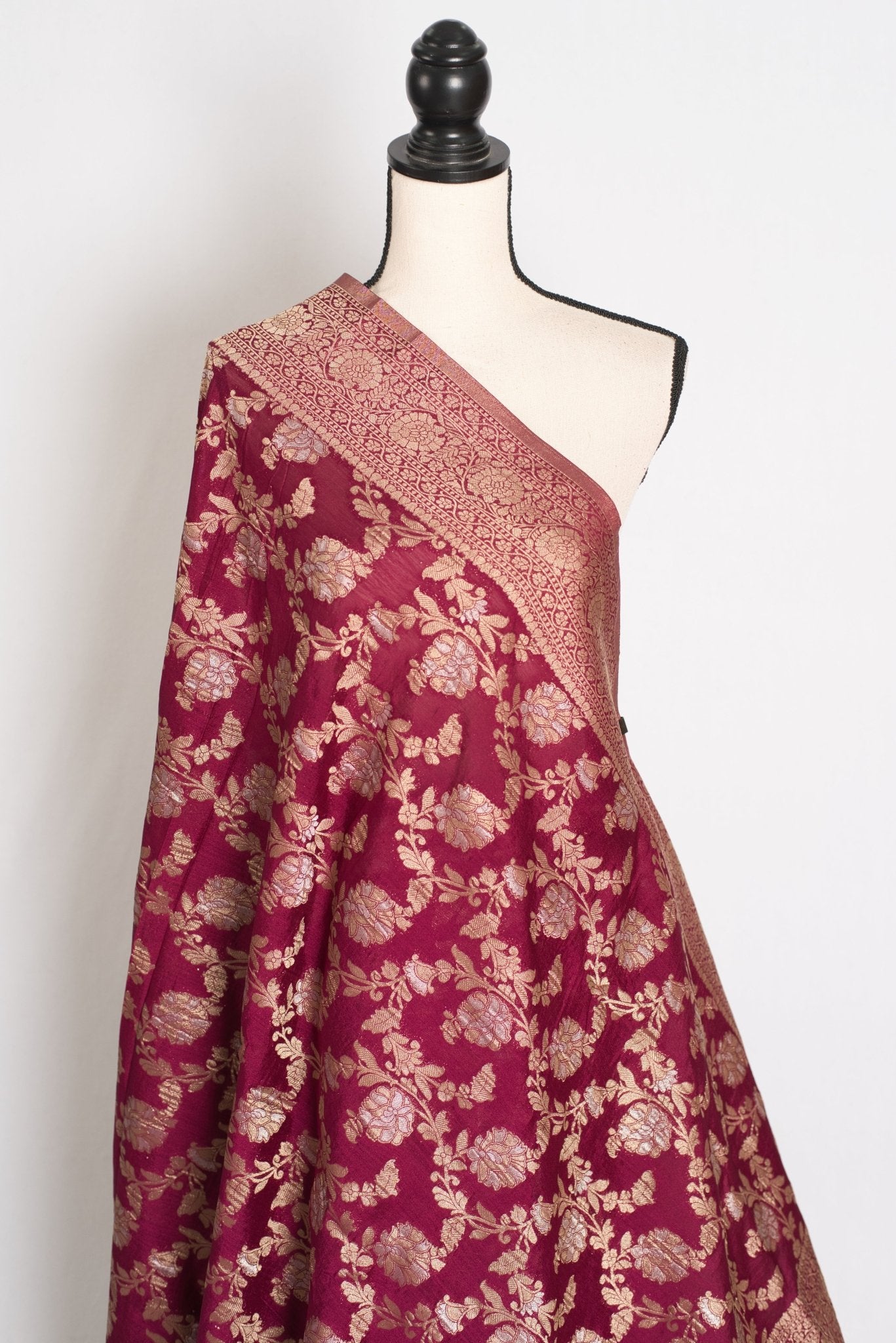 Nidhi : Sona Rupa Zari Semi Georgette Banarasi Saree | Size 40 Stitched Blouse