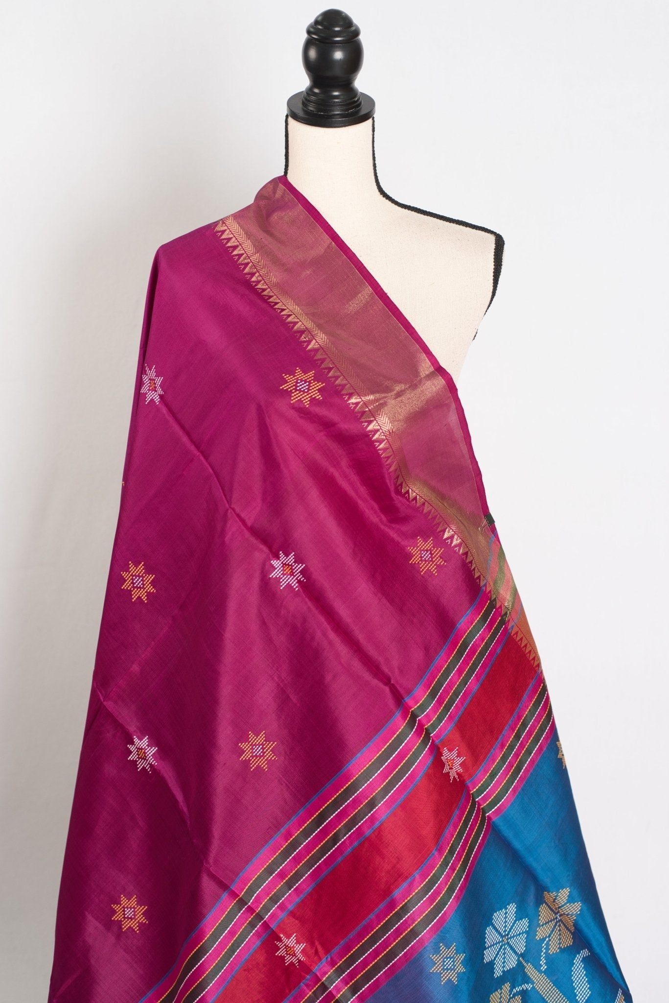 Sandhya : Lightweight Bishnupur Katan Silk Saree in Purple and Blue