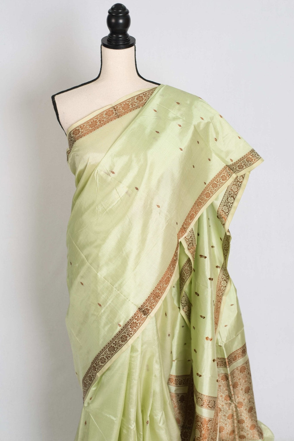 Snigdha : Certified Silk Banarasi Saree with Resham Work in Sea Green