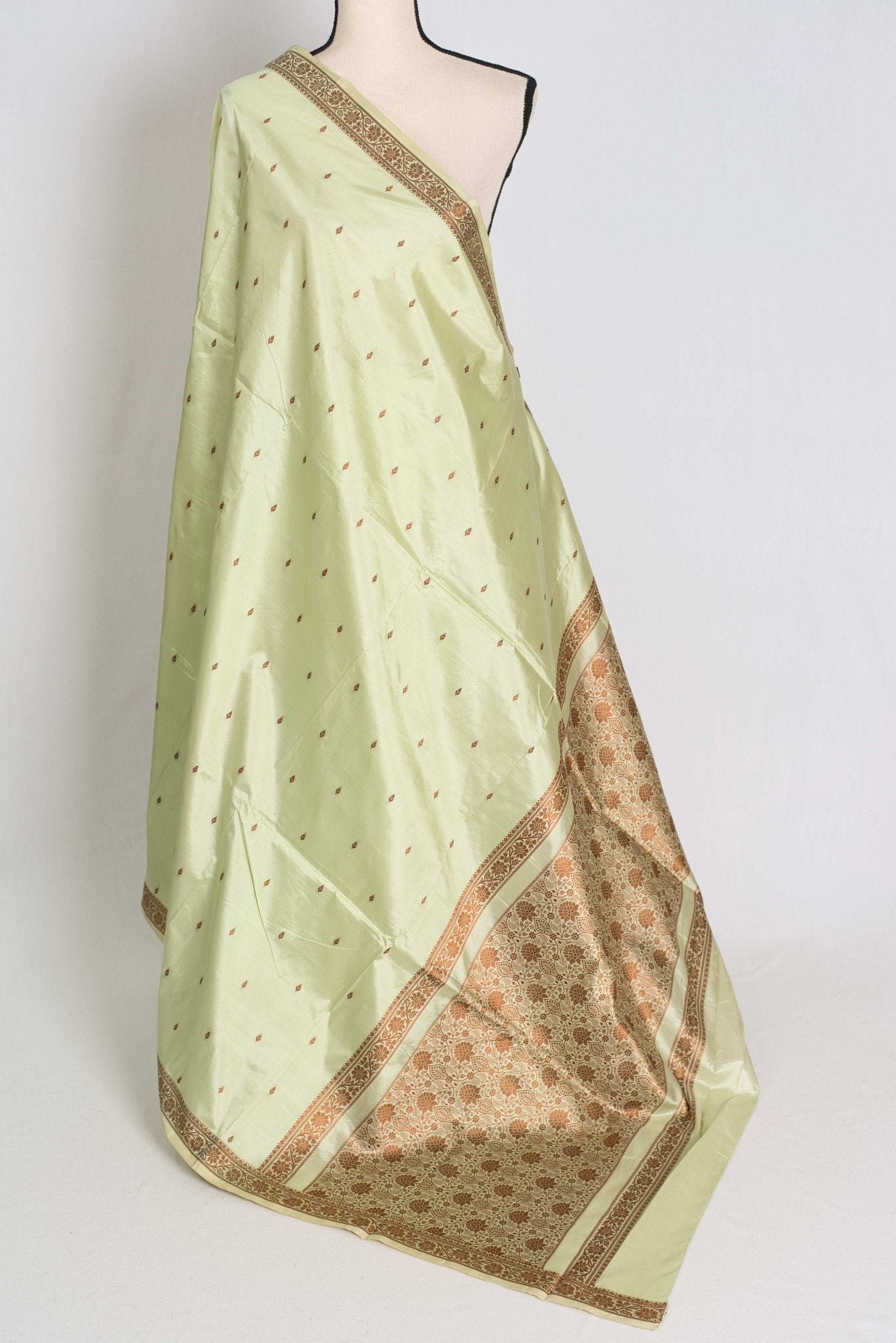 Snigdha : Certified Silk Banarasi Saree with Resham Work in Sea Green