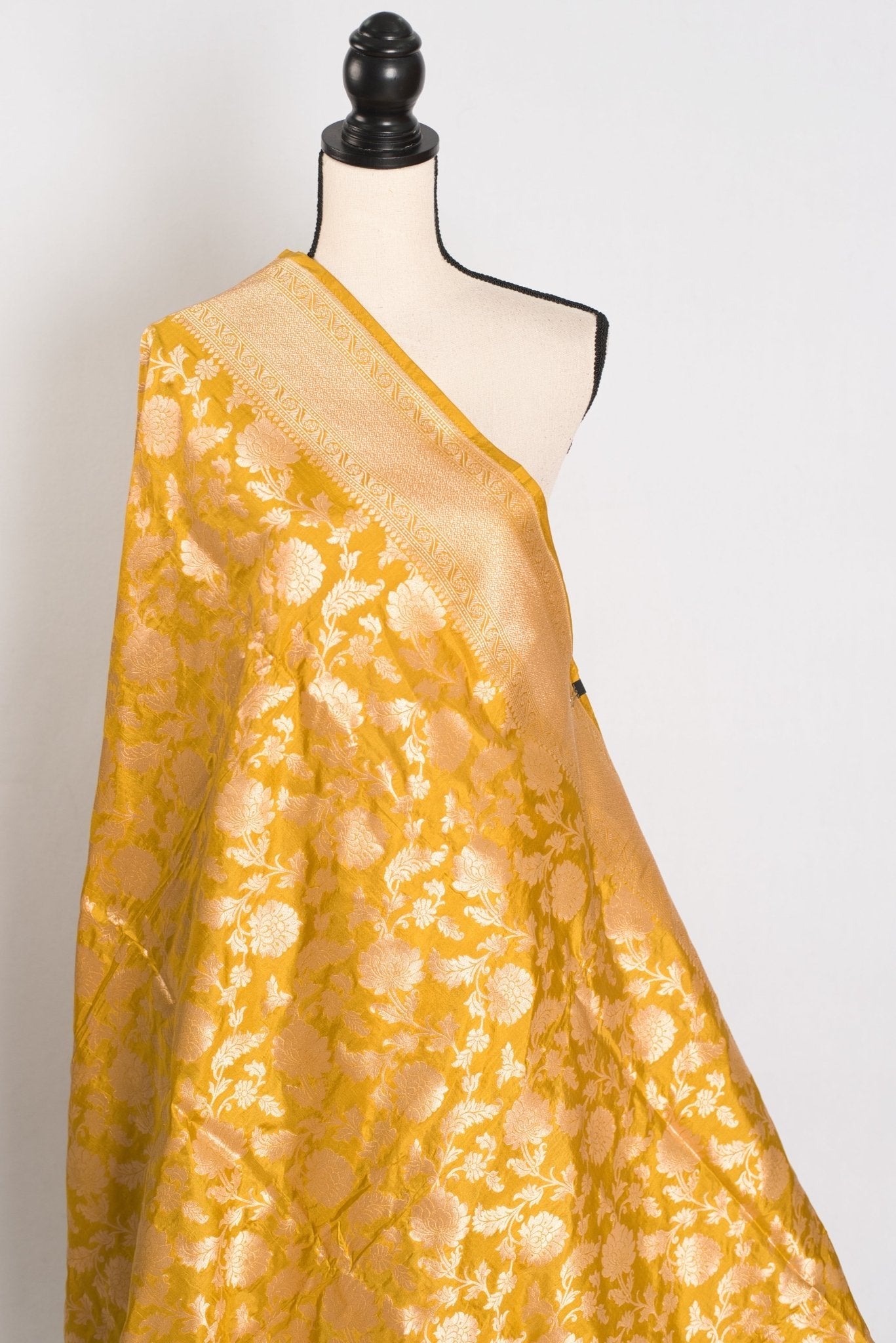 Sona: Silk Mark Certified Golden Yellow and Gold Bridal Banarasi Silk Saree