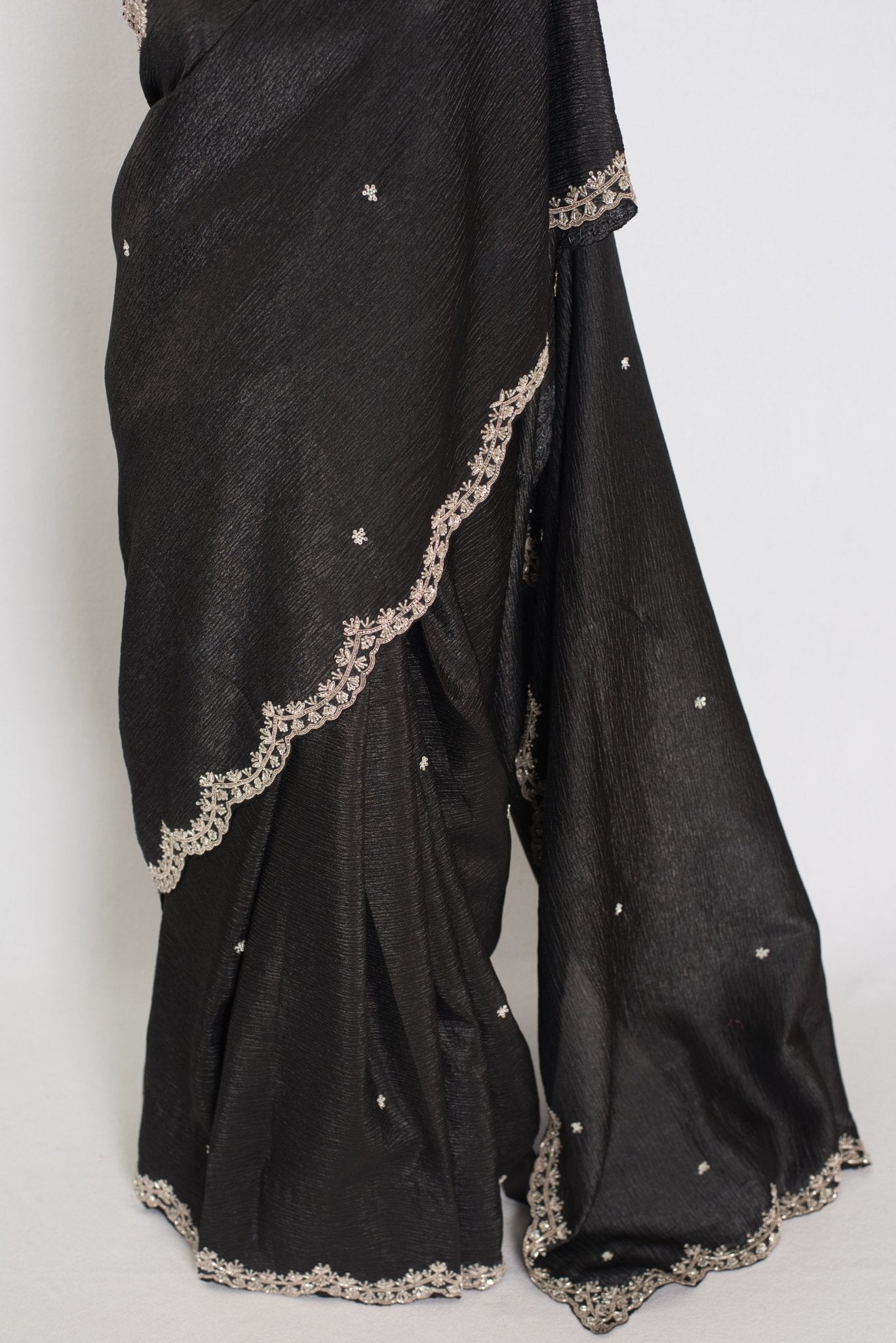 Sunayna | Black Crush Tissue Designer Partywear Saree - Bollywood Fashion