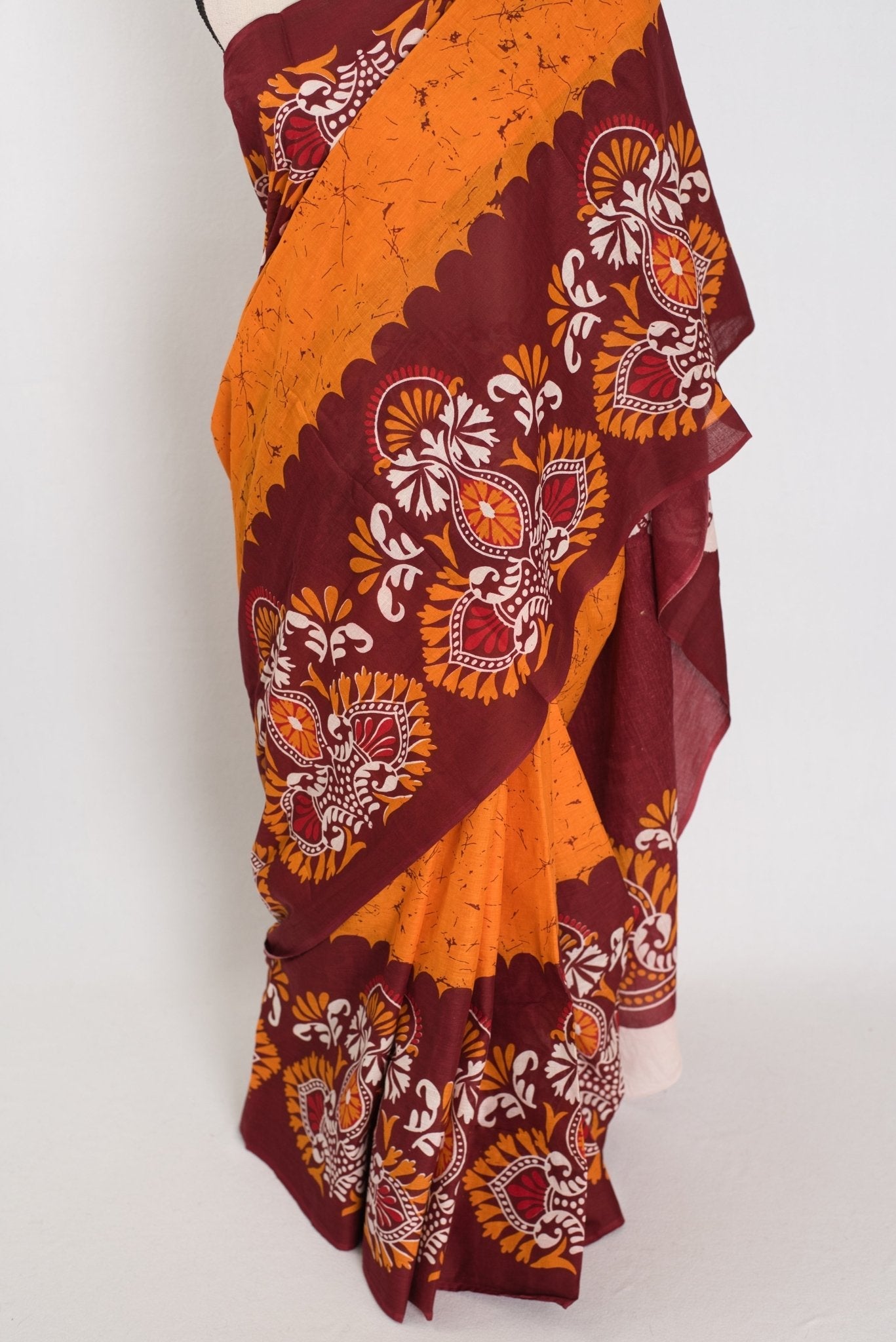 Trina: Orange & Red Batik Printed Mulmul Cotton Saree | Lightweight Handloom