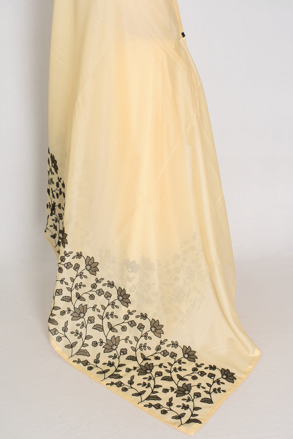 Ritaja | Yellow & Black Semi Kota Silk Saree | Budget Saree